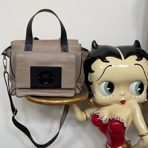 Kate Spade Leather Purse - Picture 2 of 12